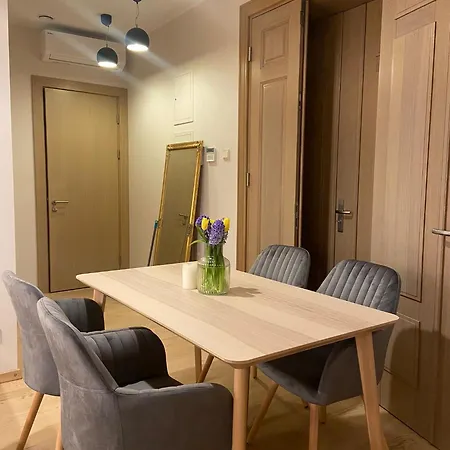 Apartment 3 Bedroom In The Old/t