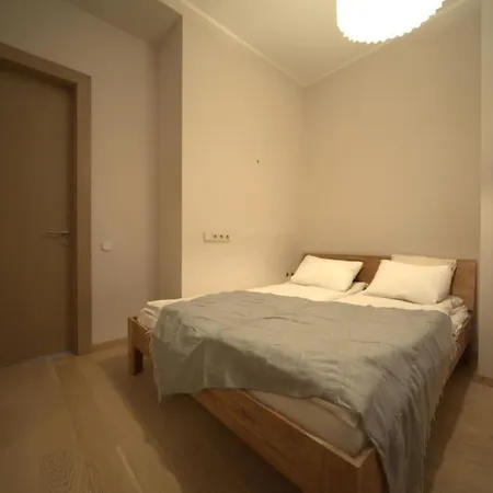 Bright 3br In Old Town Ac Control