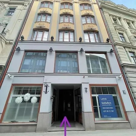 Апартаменты Bright 3br In Old Town Ac Control *